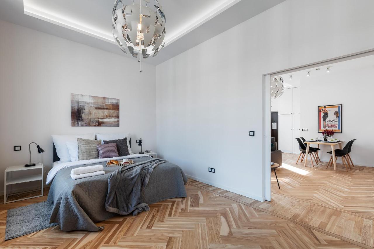 Marszalkowska Center Serviced Apartments Varsovia Exterior foto